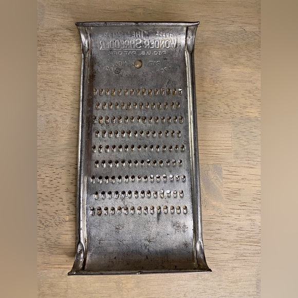 Antique Wonder Shredder Cheese Grater Metal‎ Kitchen Gadget Rustic Farmhouse - Picture 4 of 6